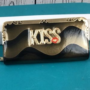 Kiss wallet